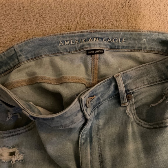 American Eagle flare jeans - Picture 2 of 3